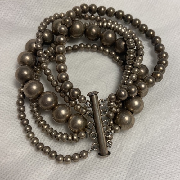 Art Institute of Chicago Artisian bracelet - Picture 4 of 8